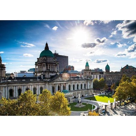Central Belfast Apartments Belfast Work-Rest-Play R&R Bagian luar foto
