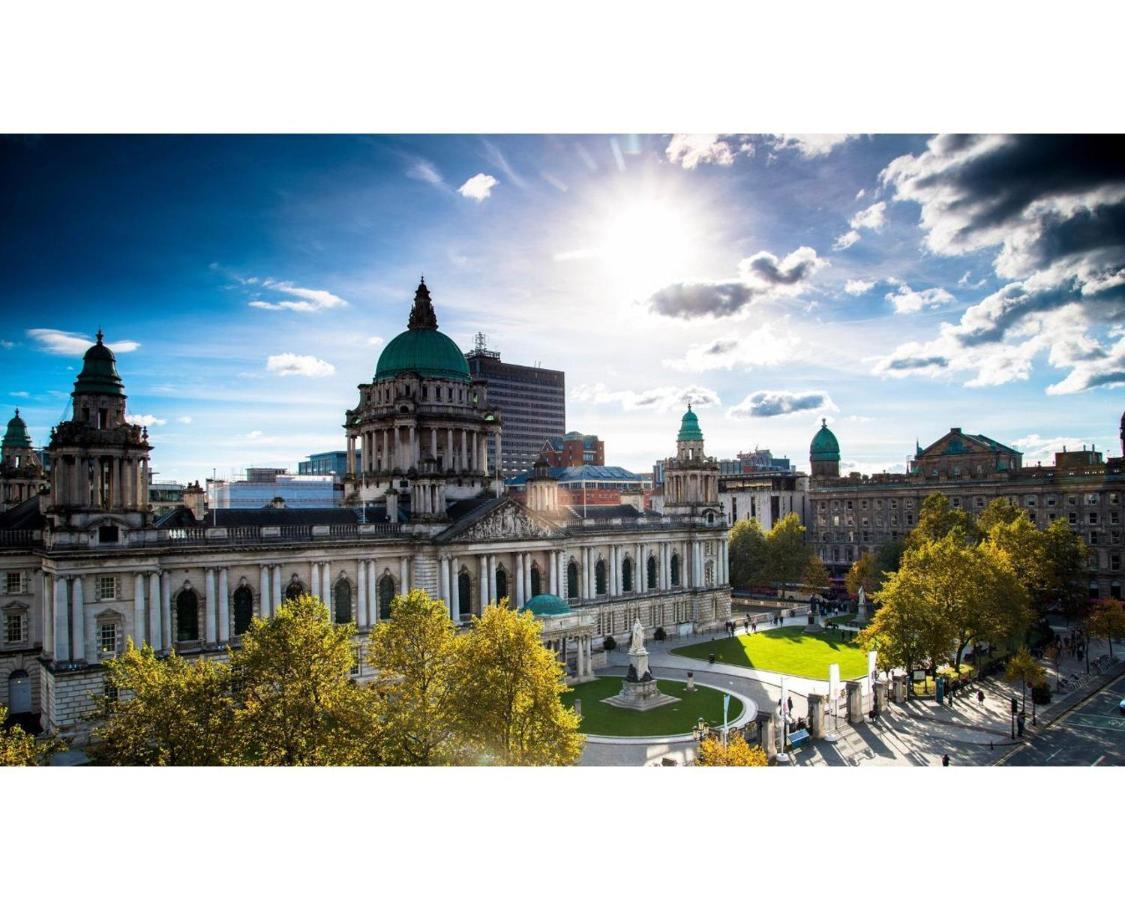 Central Belfast Apartments Belfast Work-Rest-Play R&R Bagian luar foto