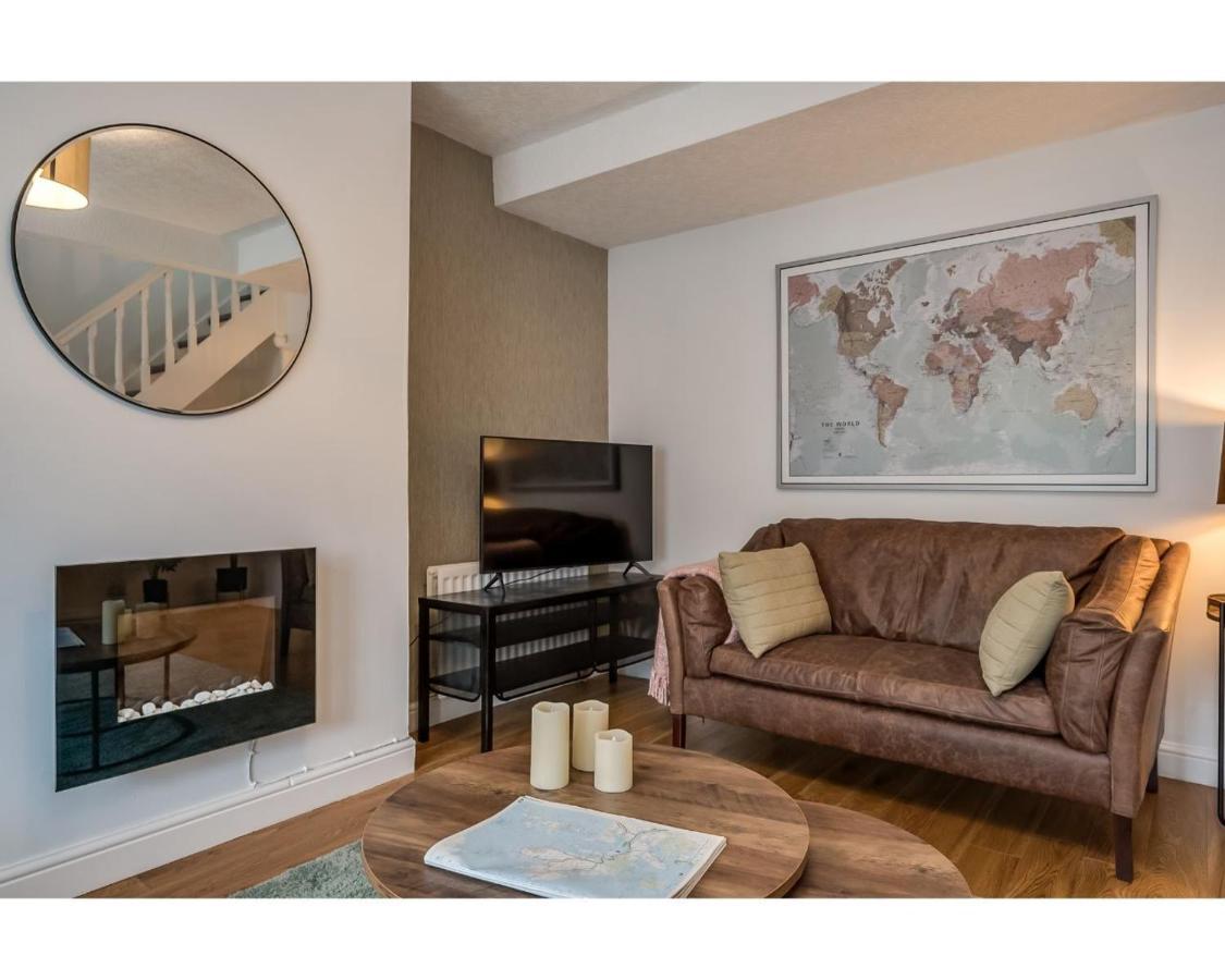 Central Belfast Apartments Belfast Work-Rest-Play R&R Bagian luar foto